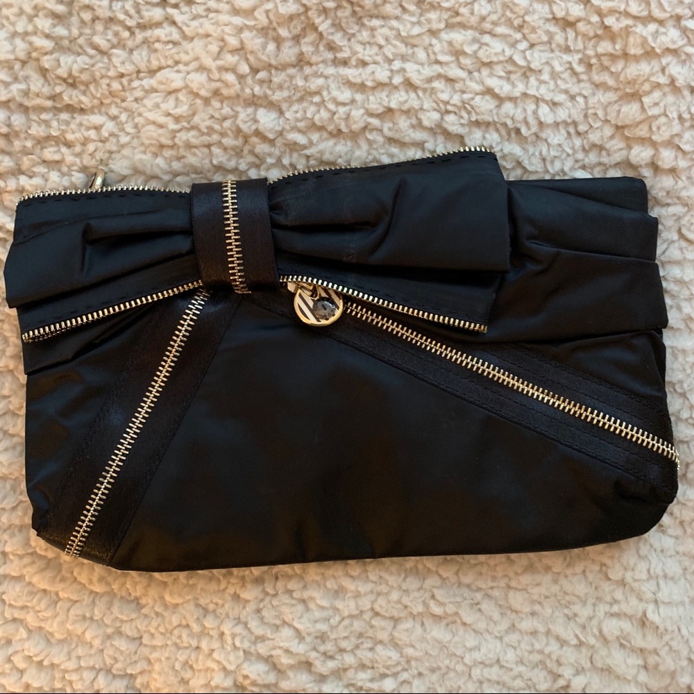 Henri Bendel clutch purse/bag